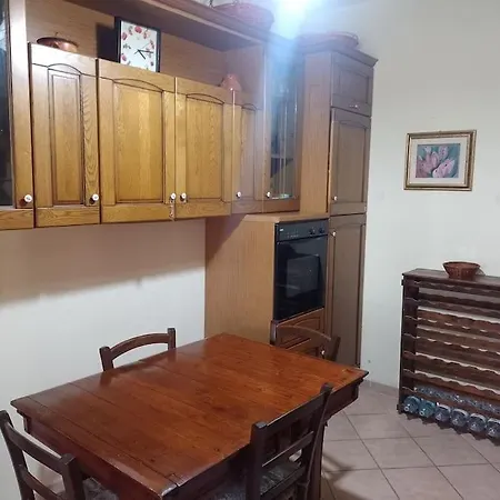 Holiday home Casa Ibischia, Fronte Mare *