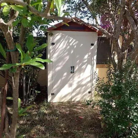 Casa Ibischia, Fronte Mare