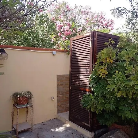 Casa Ibischia, Fronte Mare *