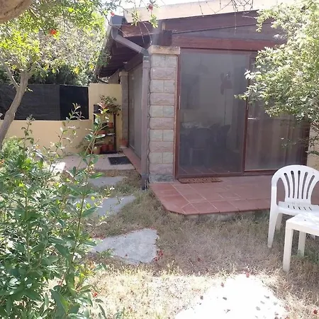 Holiday home Casa Ibischia, Fronte Mare *